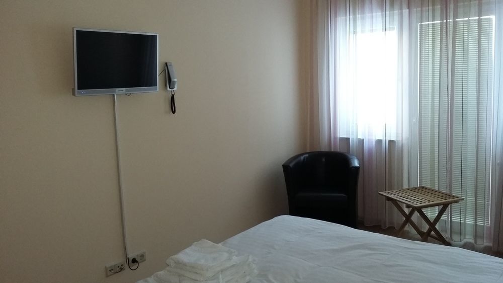 Hotel - Pension Vesta Bad Elster Zewnętrze zdjęcie
